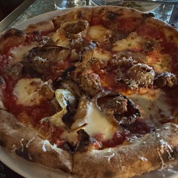 The Inn - cheese sausage mushroom pizza - Pizza Near Me - Hartland, Wisconsin The Inn - cheese sausage mushroom pizza - Pizza Near Me - Hartland, Wisconsin