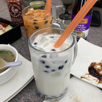 Areca Asian Bar - Bubble Tea - Thai and Almond Milk - Sushi Bars Near Me - Cambridge, Massachusetts