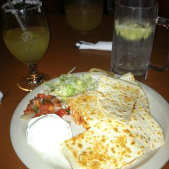 Cantina Captiva - Chicken quesadilla - Mexican Near Me - Captiva, Florida
