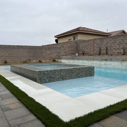 Starlight Pools - Beautifully done