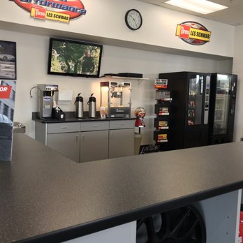Les Schwab Tire Center - Tires Near Me - Sparks, Nevada