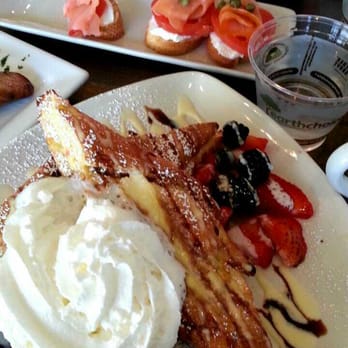 Starling Diner - French toast with berries - New American Near Me - Long Beach, California Starling Diner - French toast with berries - New American Near Me - Long Beach, California