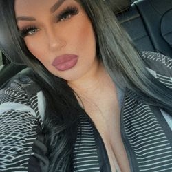 Skylish Aesthetics - Love my lashes