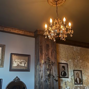 WC Harlan - Decor - Speakeasies Near Me - Baltimore, Maryland