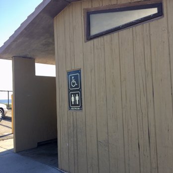 North Ponto Beach - Bathroom - Beaches Near Me - Carlsbad, California North Ponto Beach - Bathroom - Beaches Near Me - Carlsbad, California