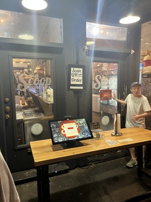 The Scoop N Scootery by null