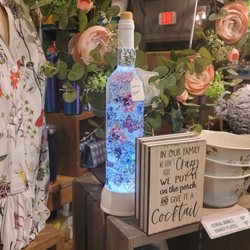 Cracker Barrel Old Country Store - Mesmerizing sparkly bottle to entertain you as you wait for your table...