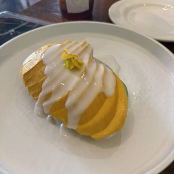 Sisters Thai - Sticky Rice with Mango - Thai Near Me - Fairfax, Virginia