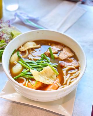 Phở Gà Nhà by null