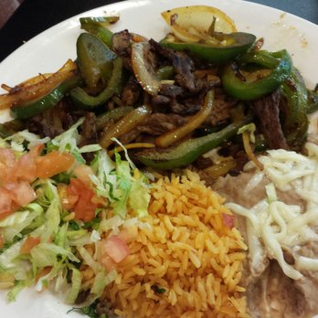 Mi Casa Restaurant - Steak fajita dinner, comes with fresh tortillas - Mexican Near Me - Wheaton, Illinois Mi Casa Restaurant - Steak fajita dinner, comes with fresh tortillas - Mexican Near Me - Wheaton, Illinois