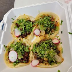 Rico's Taqueria - 4 tacos
