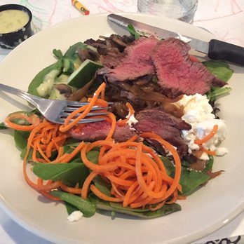 Stone Row Pub & Eatery - A very good and very fresh steak salad with basil and mustard dressing. - New American Near Me - Jim Thorpe, Pennsylvania