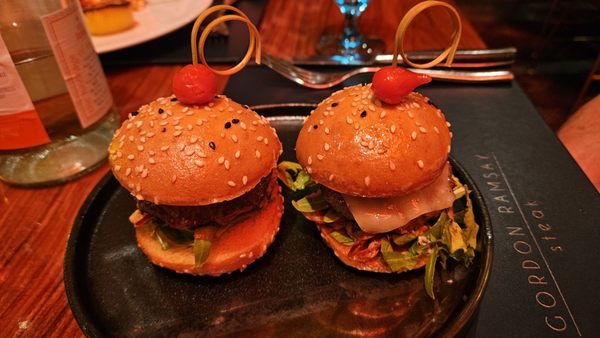 Gordon Ramsay Steak by null