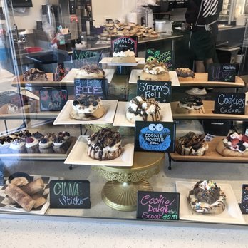 Cinnaholic - Signature rolls - Bakeries Near Me - Schaumburg, Illinois Cinnaholic - Signature rolls - Bakeries Near Me - Schaumburg, Illinois
