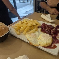 El Huevo Frito