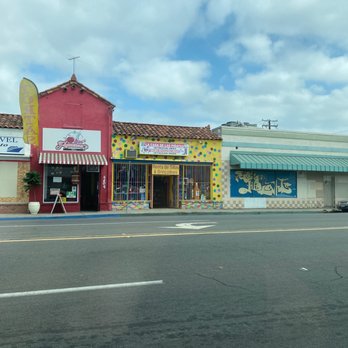 La Casa De Las Pinatas - Party Supplies Near Me - San Diego, California La Casa De Las Pinatas - Party Supplies Near Me - San Diego, California