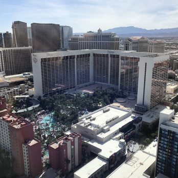 The High Roller - Amusement Parks Near Me - Las Vegas, Nevada