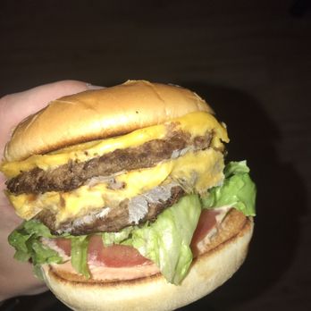 In-N-Out Burger - Cheeseburger with paper on the cheese still. - Fast Food Near Me - Gilbert, Arizona In-N-Out Burger - Cheeseburger with paper on the cheese still. - Fast Food Near Me - Gilbert, Arizona