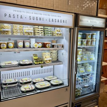 Via Rosa 11 - Prepared meals and sauces - Italian Near Me - Bainbridge Island, Washington Via Rosa 11 - Prepared meals and sauces - Italian Near Me - Bainbridge Island, Washington
