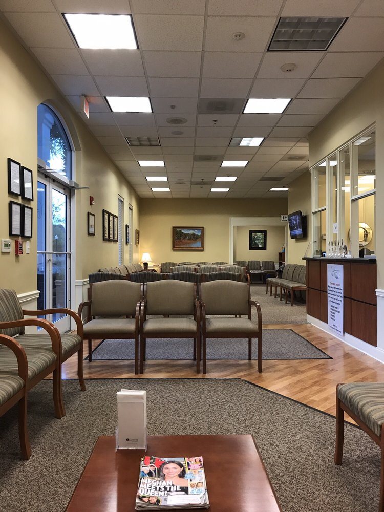 CAROLINA EYECARE PHYSICIANS Optometrists 2060 Charlie Hall Blvd