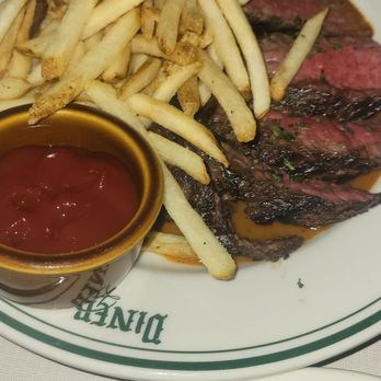 Diner Ross Steakhouse - steak frittes - Cocktail Bars Near Me - Las Vegas, Nevada Diner Ross Steakhouse - steak frittes - Cocktail Bars Near Me - Las Vegas, Nevada