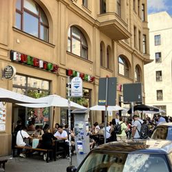 Dolores - Packed!  Great to see the pride of SF burritos in Berlin (kinda).