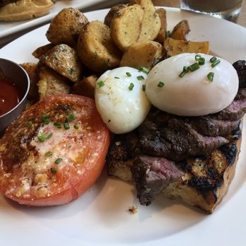 Earls Kitchen + Bar - New American Near Me - Orlando, Florida