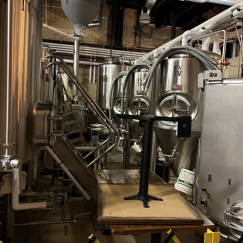 LynLake Brewery - Brew Tanns - Brewpubs Near Me - Minneapolis, Minnesota LynLake Brewery - Brew Tanns - Brewpubs Near Me - Minneapolis, Minnesota