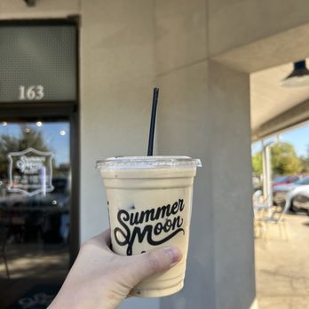 Summer Moon Coffee - 3/4 Winter Moon Latte (Iced) - 16oz - Coffee Roasteries Near Me - Austin, Texas