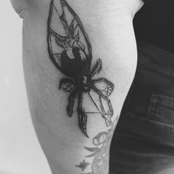 Born 4 INK - Spider tattoo by Jay