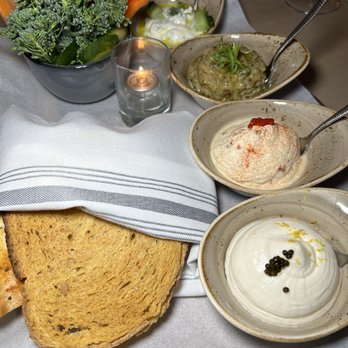 LÝRA - To Start - Greek Near Me - Chicago, Illinois