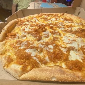 Leo's Pizza Italian Restaraunt - Buffalo chicken pizza - Italian Near Me - Washington, New Jersey Leo's Pizza Italian Restaraunt - Buffalo chicken pizza - Italian Near Me - Washington, New Jersey