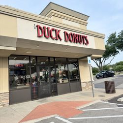 Duck Donuts