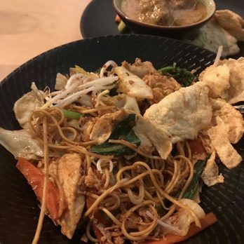 Yuni's Kitchen - Indonesian Near Me - Northcote, VIC