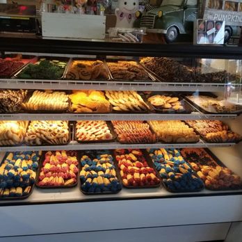 Stanley's Bakery - a display of pastries - Bakeries Near Me - East Islip, New York