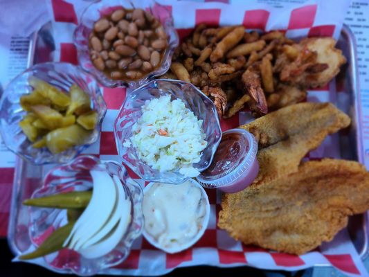 CATFISH SAM’S - 80 Photos & 147 Reviews - 2735 W Division St, Arlington ...