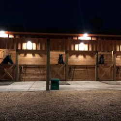 The Paard Yard - Stall boarding facility.