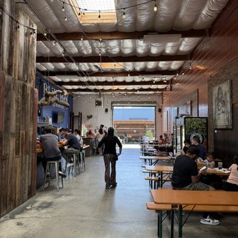 Blue Oak Brewing Company - Breweries Near Me - San Carlos, California Blue Oak Brewing Company - Breweries Near Me - San Carlos, California