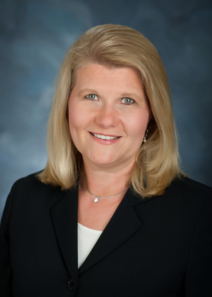 STEPHANIE NIX RE/MAX CONNECTION Real Estate Agents 540 Keyway Dr