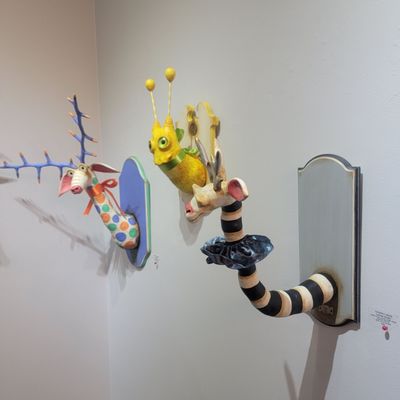Distinction Gallery by null