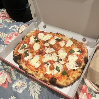 Ovale - Margherita pizza - Pizza Near Me - Hoboken, New Jersey Ovale - Margherita pizza - Pizza Near Me - Hoboken, New Jersey