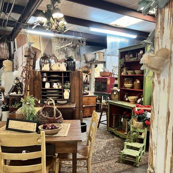 4 Sisters & Etc. - Warehouse - Antiques Near Me - Zachary, Louisiana