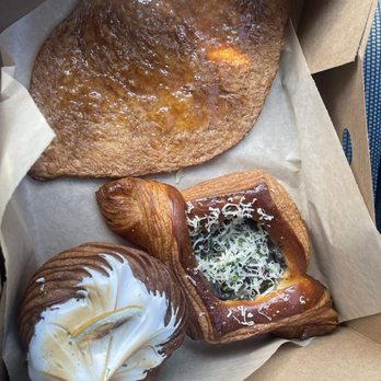 Fondry - Yuzu Meringue Croffin, Mushroom Bechamel Danish, Croissant Presse - Cafes Near Me - Los Angeles, California