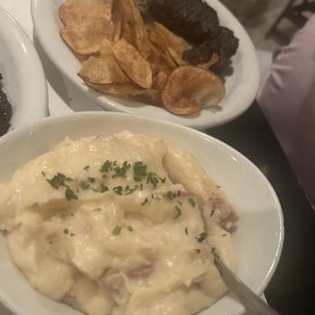 Echo & Rig - garlic mashed potatoes-thick homemade would have liked a bit more garlic flavor - Steakhouses Near Me - Las Vegas, Nevada Echo & Rig - garlic mashed potatoes-thick homemade would have liked a bit more garlic flavor - Steakhouses Near Me - Las Vegas, Nevada