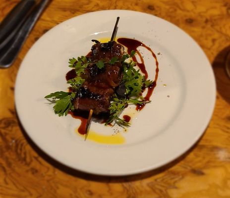 Q Restaurant & Bar by null
