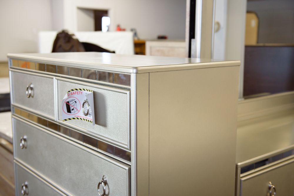 FACTORY BEDDING & FURNITURE OUTLET Updated August 2024 13 Photos