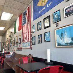 Antonini's Subs & Steaks - Indoor seating