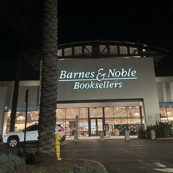 Barnes & Noble - 1/24/26 I almost forgot to check in! - Bookstores Near Me - Long Beach, California