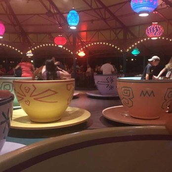 Mad Tea Party - Amusement Parks Near Me - Lake Buena Vista, Florida