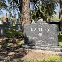 Texas State Cemetery - Tom Landry, Dallas Cowboys, cenotaph